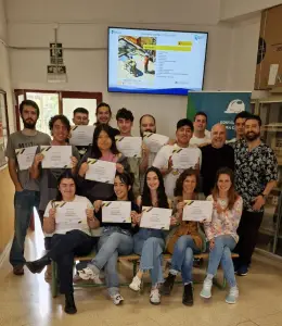 Gruppo studenti IES Politecnic Palma con attestati corso formazione BIM Revit tenuto da Maurizio Mandaglio - Collaborazione Italia Spagna